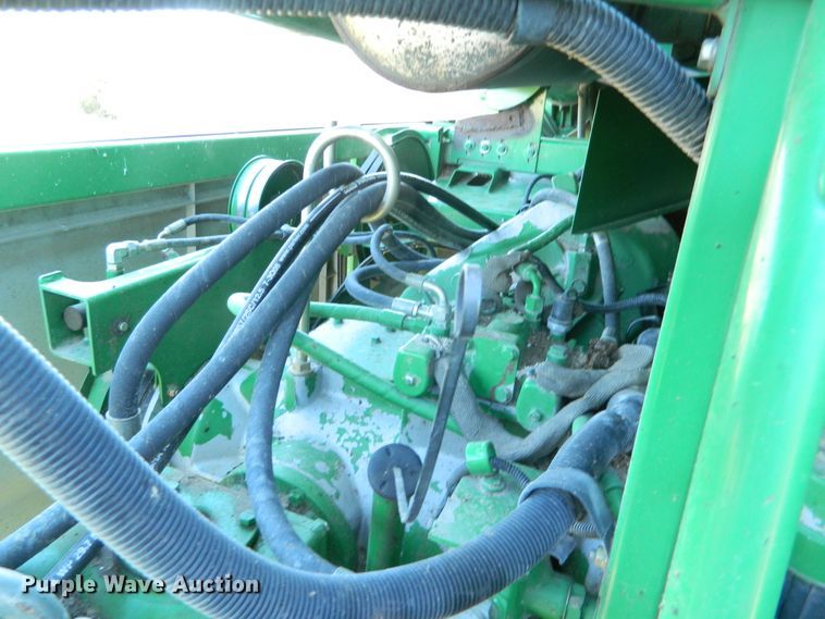 image for item DF4690 2006 John Deere 9660 STS  combine