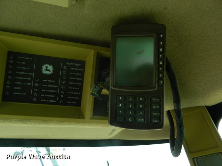 image for item DF4690 2006 John Deere 9660 STS  combine