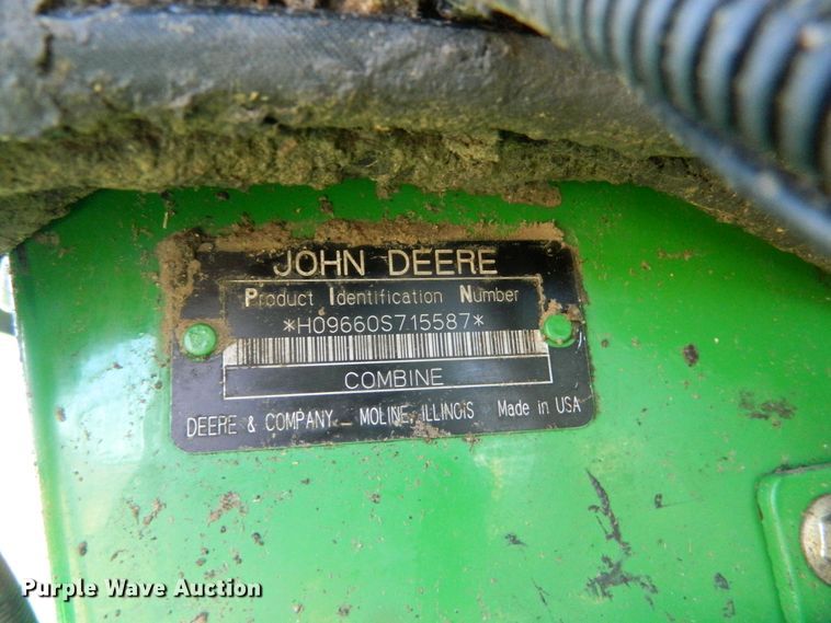 image for item DF4690 2006 John Deere 9660 STS  combine