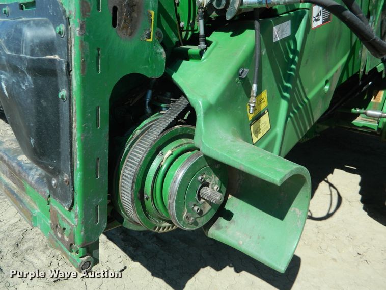 image for item DF4693 2010 John Deere 9770 STS  combine