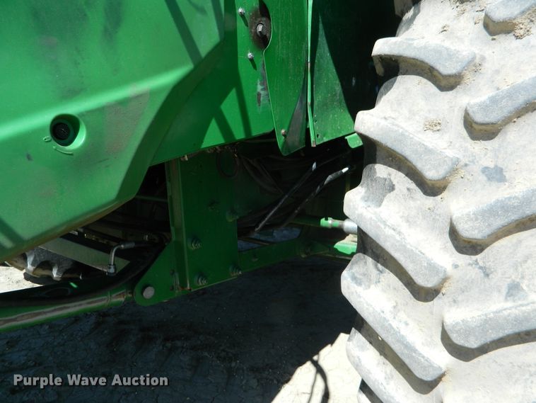 image for item DF4693 2010 John Deere 9770 STS  combine