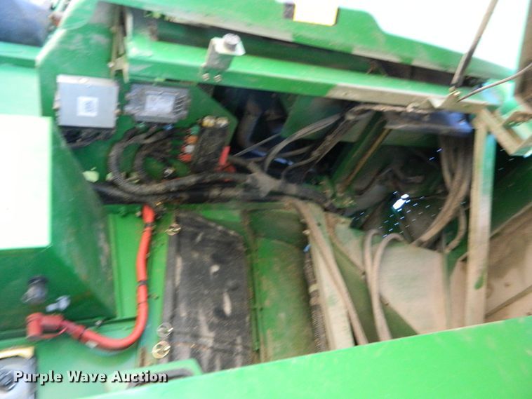 image for item DF4693 2010 John Deere 9770 STS  combine