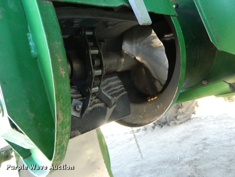 image for item DF4693 2010 John Deere 9770 STS  combine