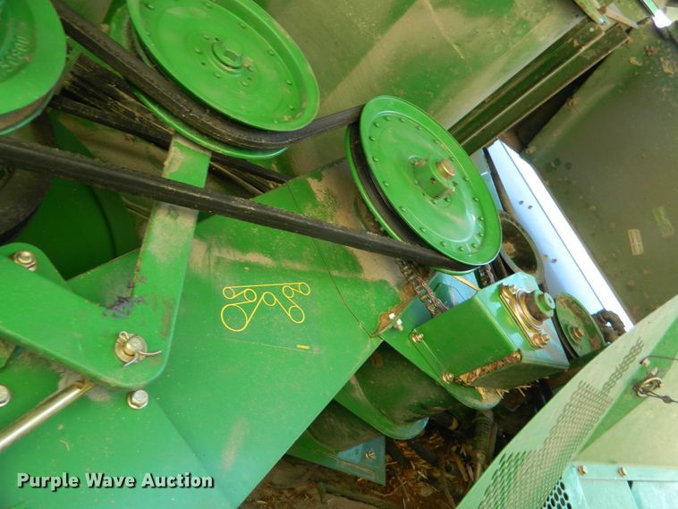 image for item DF4693 2010 John Deere 9770 STS  combine