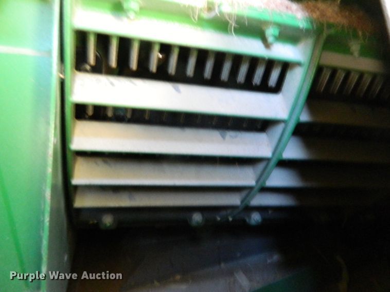 image for item DF4693 2010 John Deere 9770 STS  combine