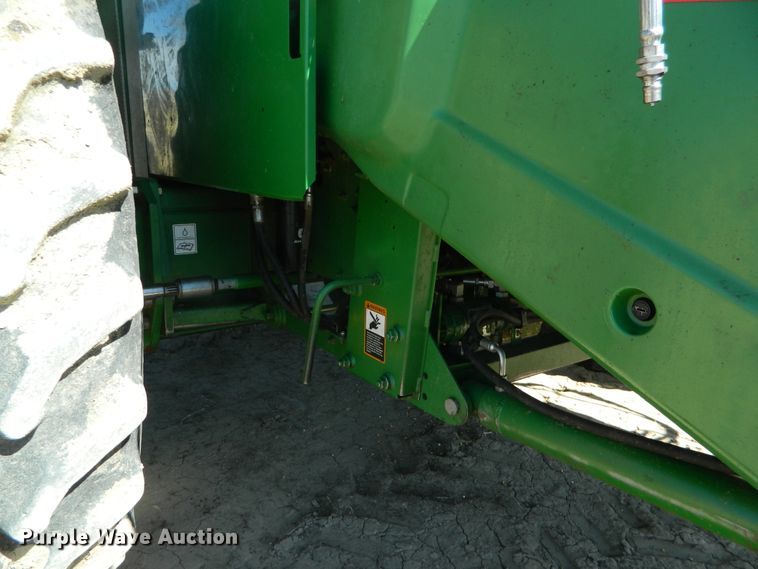 image for item DF4693 2010 John Deere 9770 STS  combine