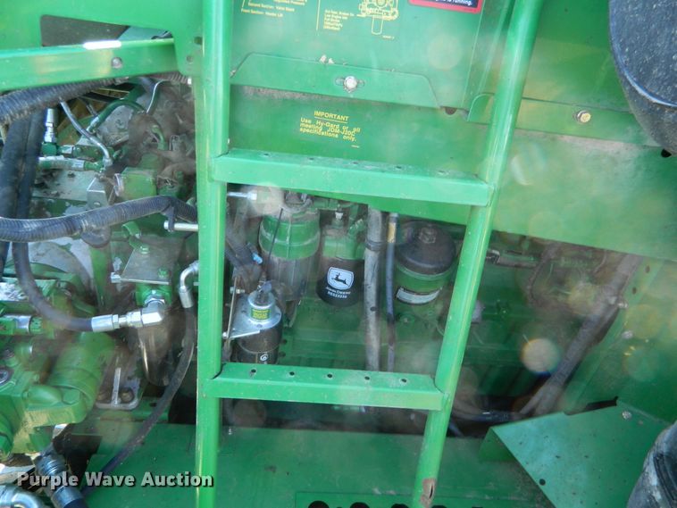 image for item DF4693 2010 John Deere 9770 STS  combine