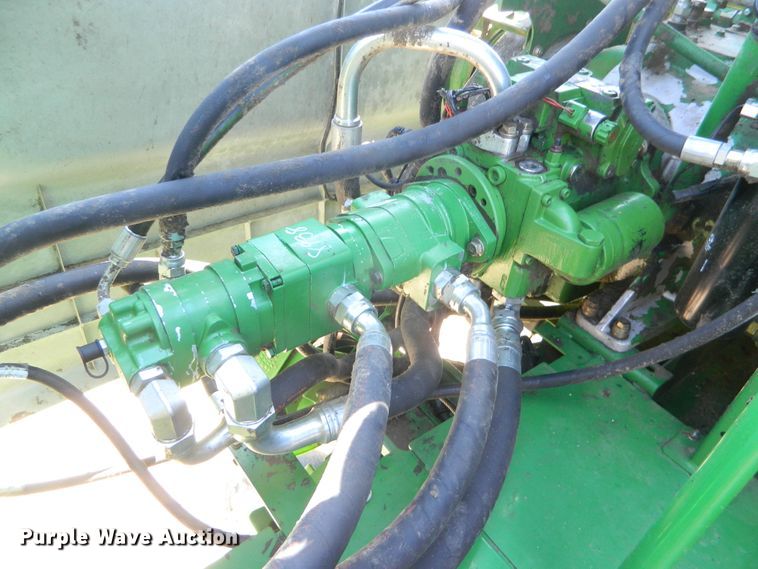 image for item DF4693 2010 John Deere 9770 STS  combine