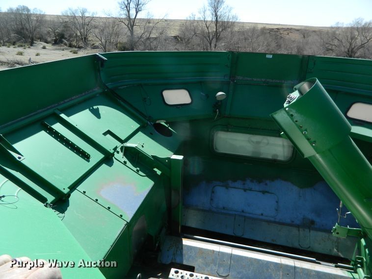 image for item DF4693 2010 John Deere 9770 STS  combine