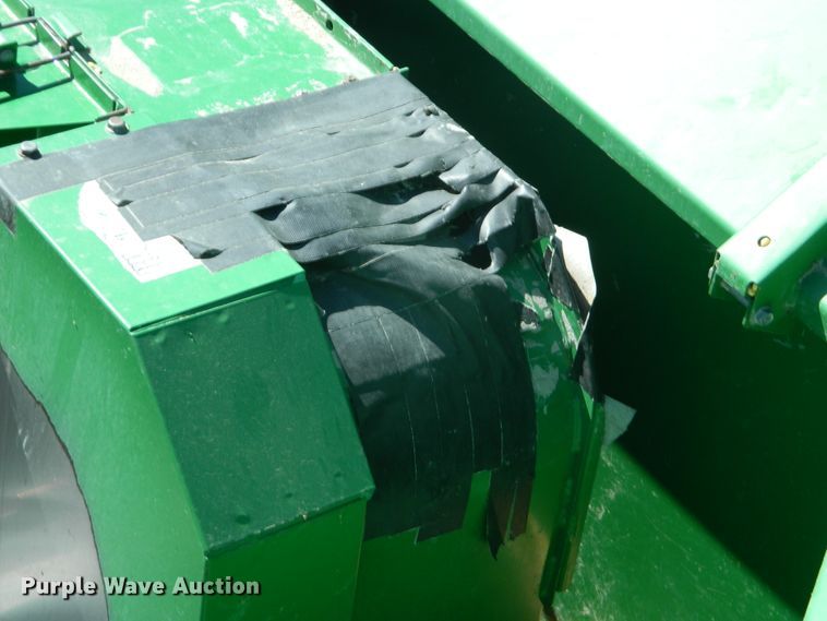 image for item DF4693 2010 John Deere 9770 STS  combine