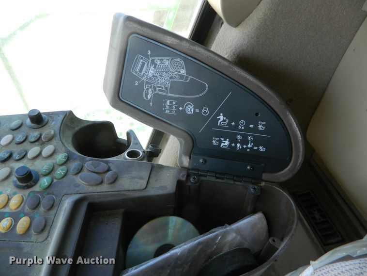 image for item DF4693 2010 John Deere 9770 STS  combine
