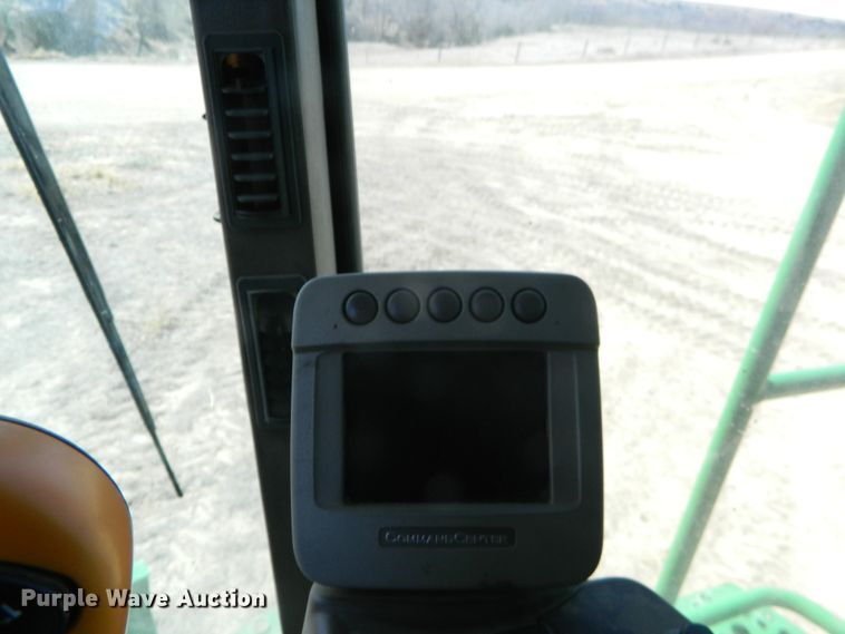 image for item DF4693 2010 John Deere 9770 STS  combine