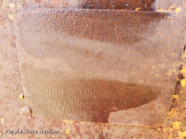 image for item DF5799 Cisco 12K  grain cart