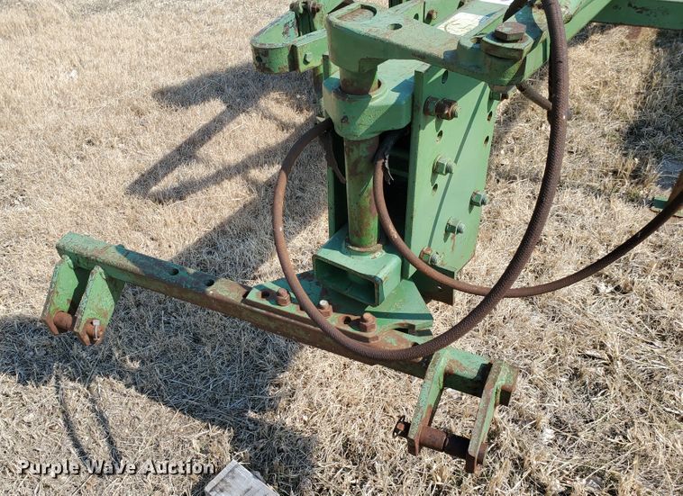 image for item DF5800 John Deere 1450  six bottom plow