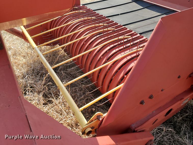 image for item DF5801 New Holland 144 windrow turner