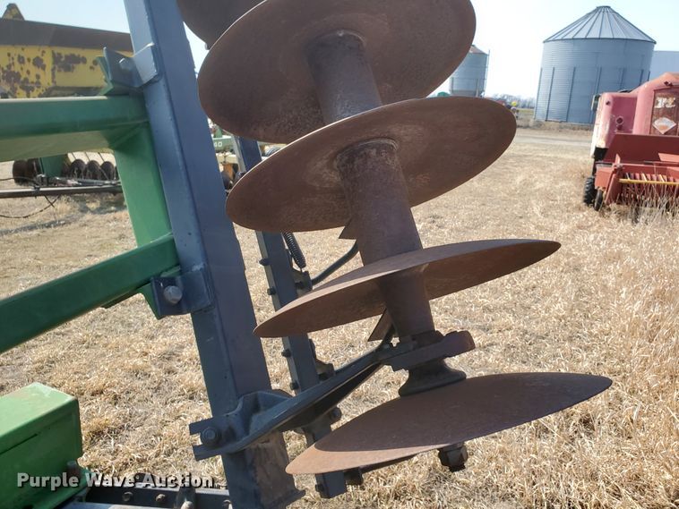 image for item DF5803 John Deere 630  tandem off-set disk