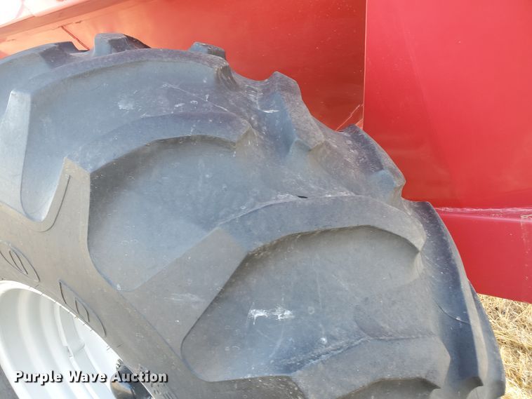 image for item DF5809 Demco 650  grain cart