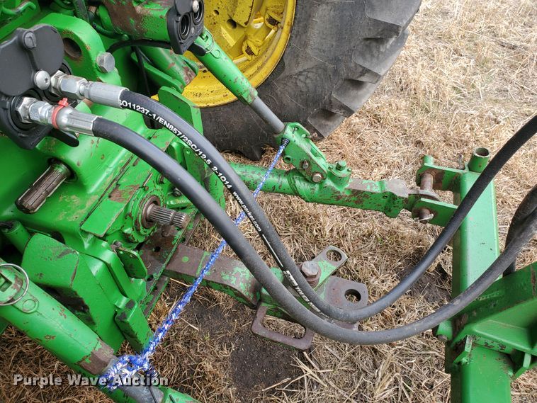 image for item DF5810 John Deere 750 no-till grain drill