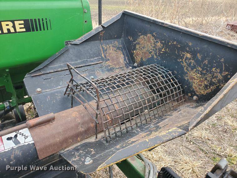 image for item DF5810 John Deere 750 no-till grain drill