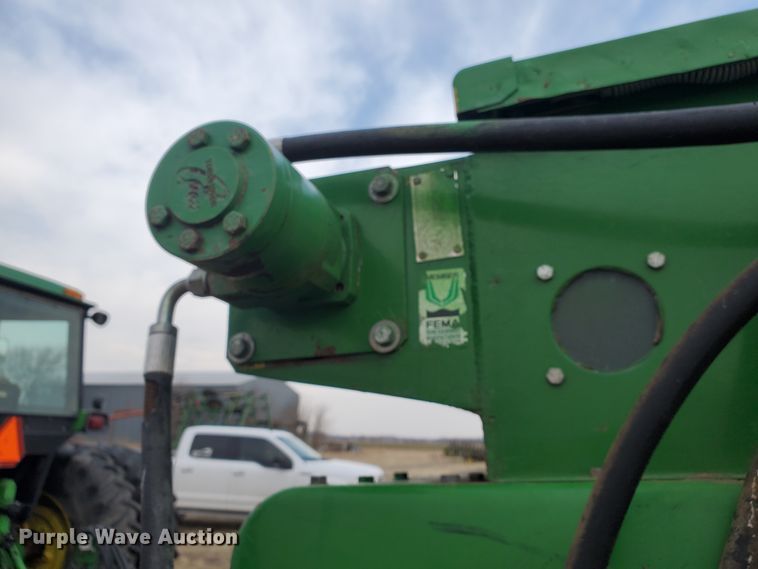 image for item DF5810 John Deere 750 no-till grain drill