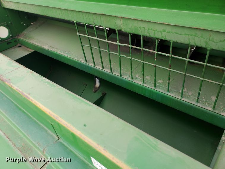 image for item DF5810 John Deere 750 no-till grain drill