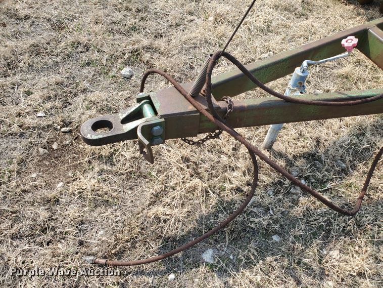 image for item DF5811 John Deere 712  disk ripper