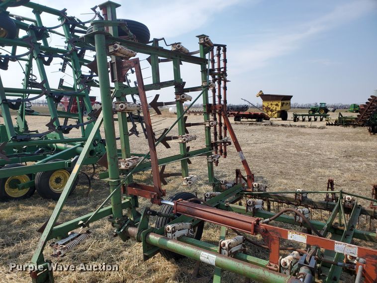 image for item DF5813 Glenco  field cultivator