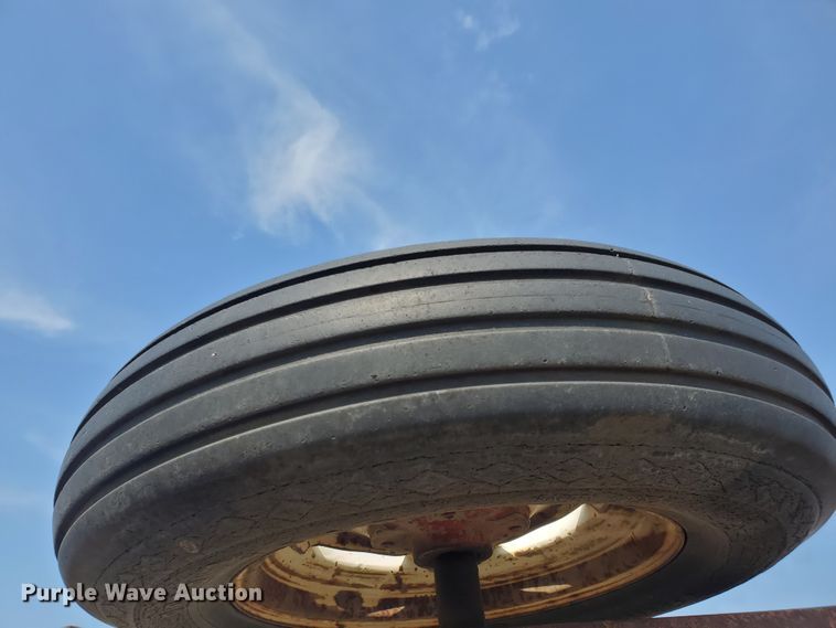 image for item DF5813 Glenco  field cultivator