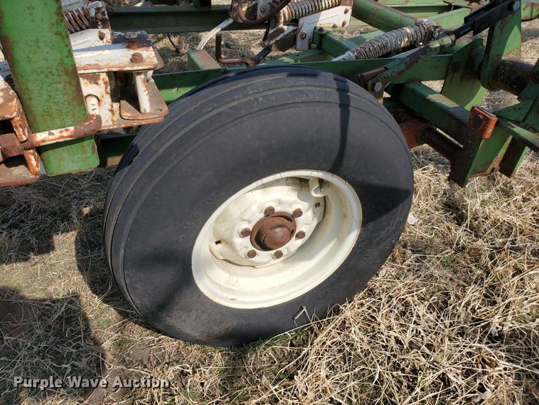 image for item DF5813 Glenco  field cultivator