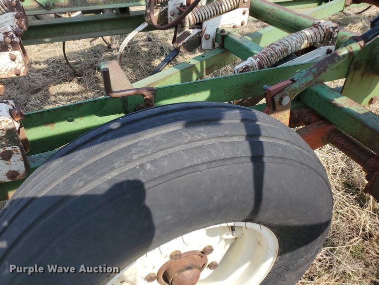 image for item DF5813 Glenco  field cultivator