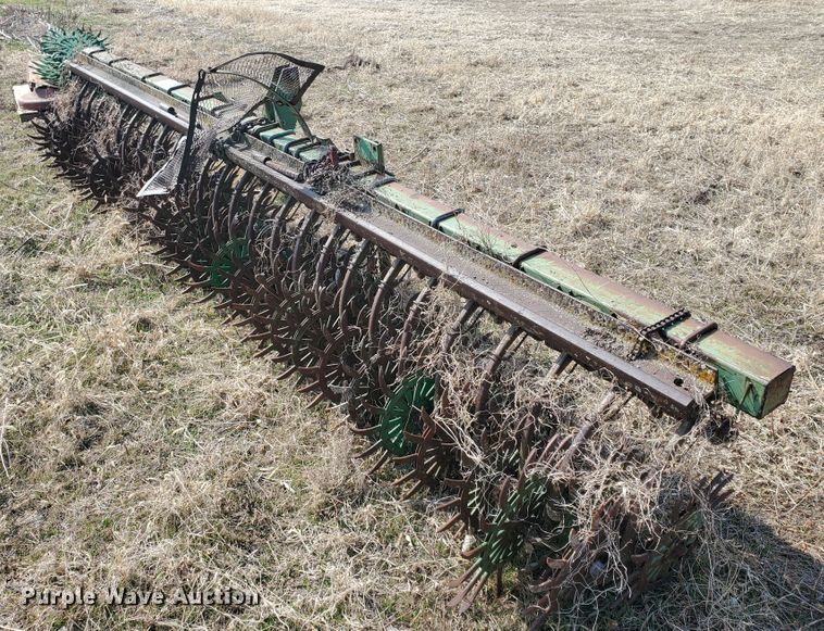 image for item DF5814 John Deere 400  rotary hoe