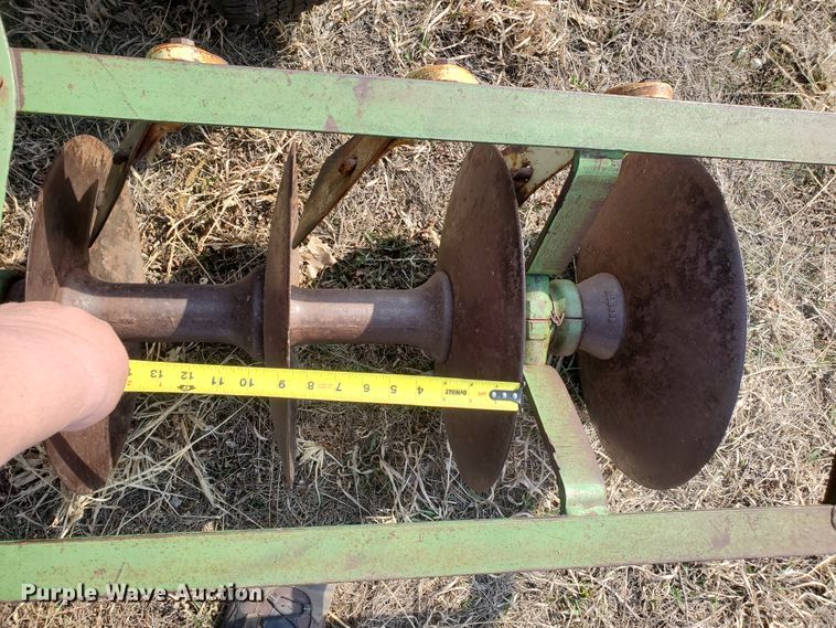 image for item DF5817 John Deere  tandem disk