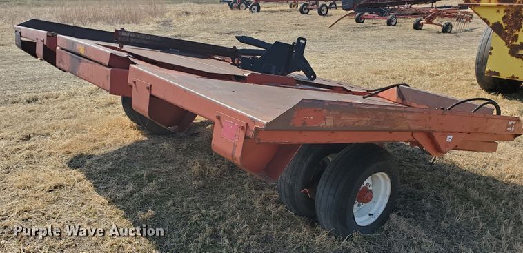 image for item DF5818 Hesston BA49 bale accumulator