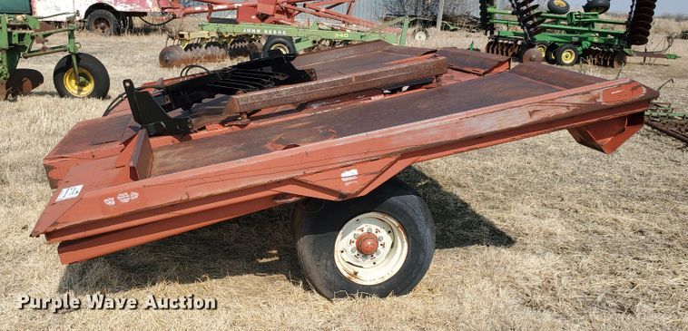 image for item DF5818 Hesston BA49 bale accumulator