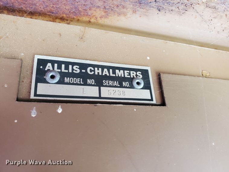 image for item DF5821 Gleaner M2  combine