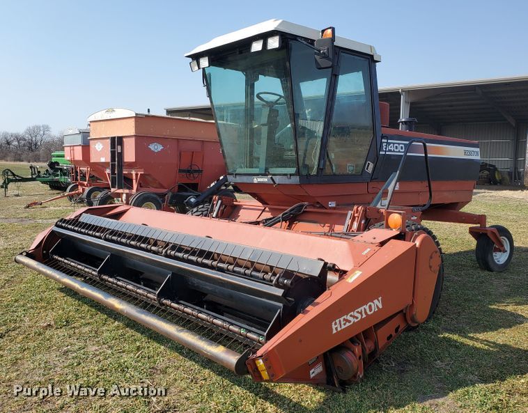 image for item DF5822 Hesston 8400  windrower