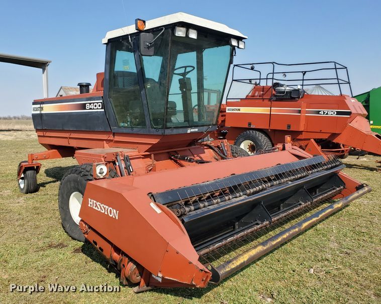 image for item DF5822 Hesston 8400  windrower