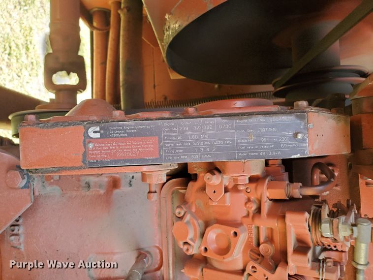 image for item DF5822 Hesston 8400  windrower