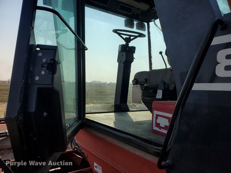 image for item DF5822 Hesston 8400  windrower