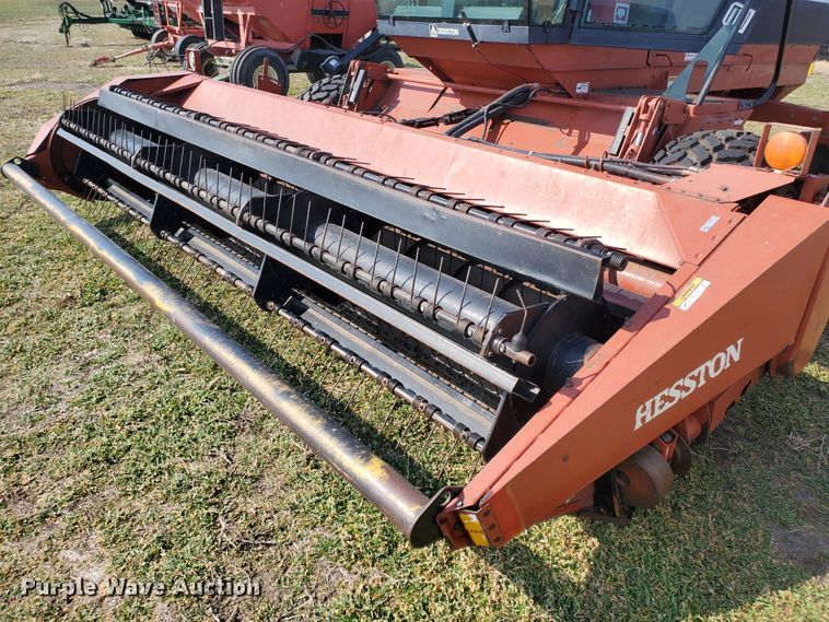 image for item DF5822 Hesston 8400  windrower