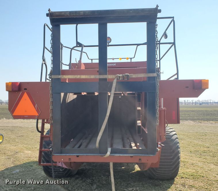 image for item DF5823 2002 Hesston 4790  large square baler