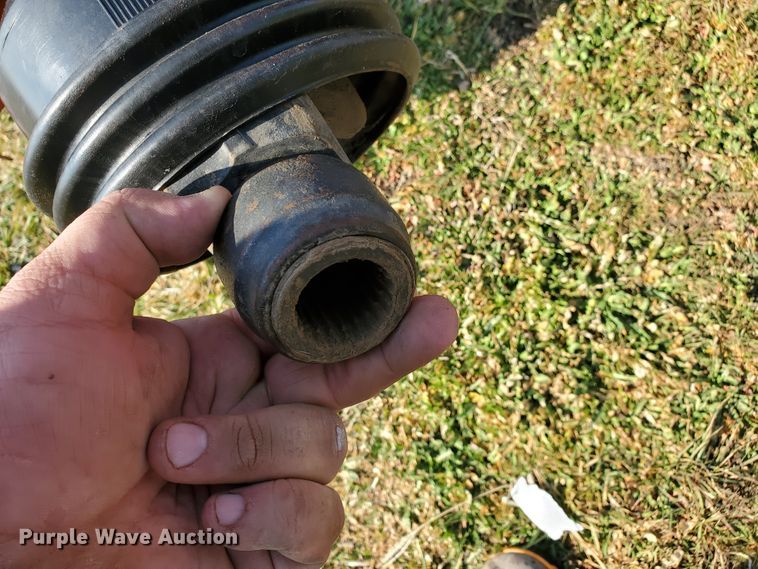 image for item DF5823 2002 Hesston 4790  large square baler