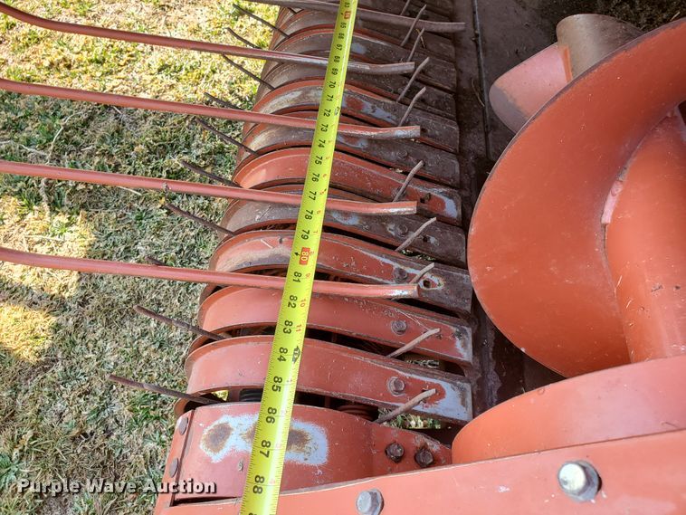 image for item DF5823 2002 Hesston 4790  large square baler