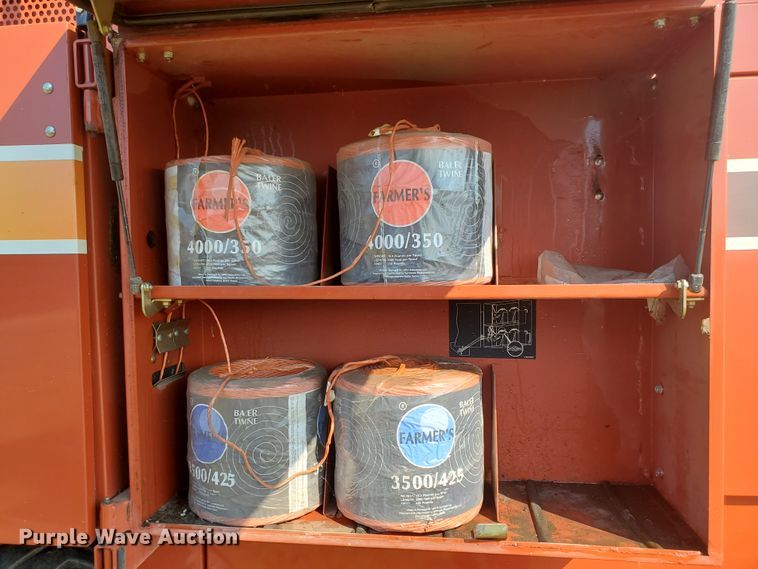 image for item DF5823 2002 Hesston 4790  large square baler