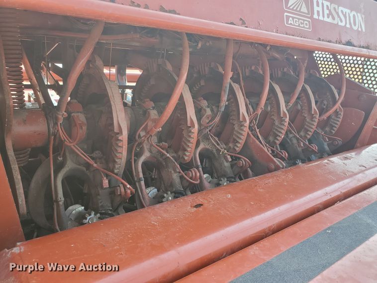 image for item DF5823 2002 Hesston 4790  large square baler