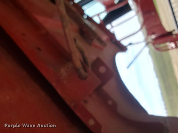 image for item DF5826 1994 Case IH 1688  combine