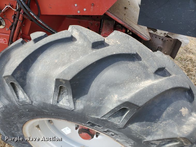 image for item DF5826 1994 Case IH 1688  combine