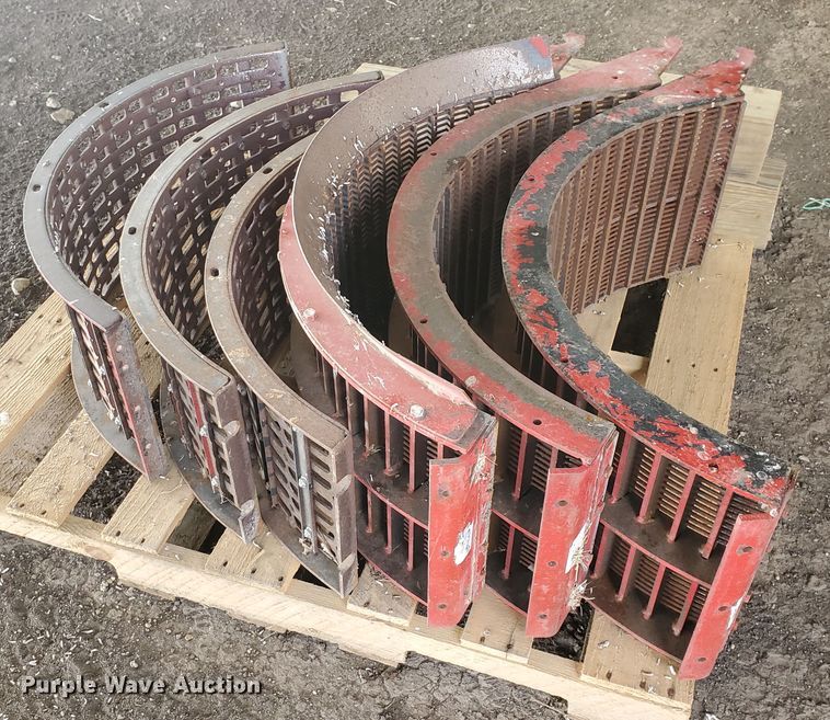 image for item DF5826 1994 Case IH 1688  combine