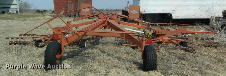 image for item DF5829 1991 Kuhn GA7301 rotary hay rake