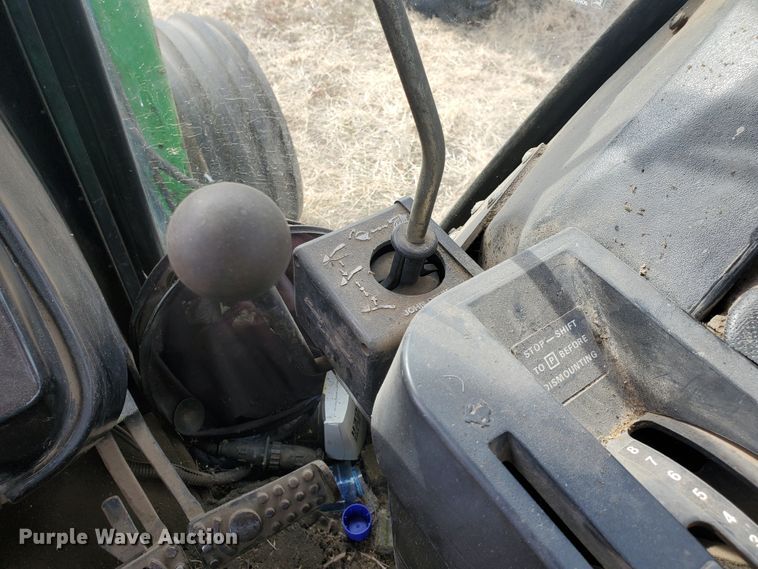 image for item DF5832 1979 John Deere 4440  tractor